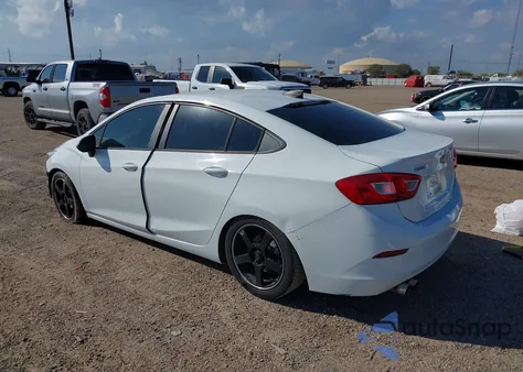 2017 Chevrolet Cruze Ls Auto z USA, uszkodzony, nr VIN 1G1BC5SM8H7155226